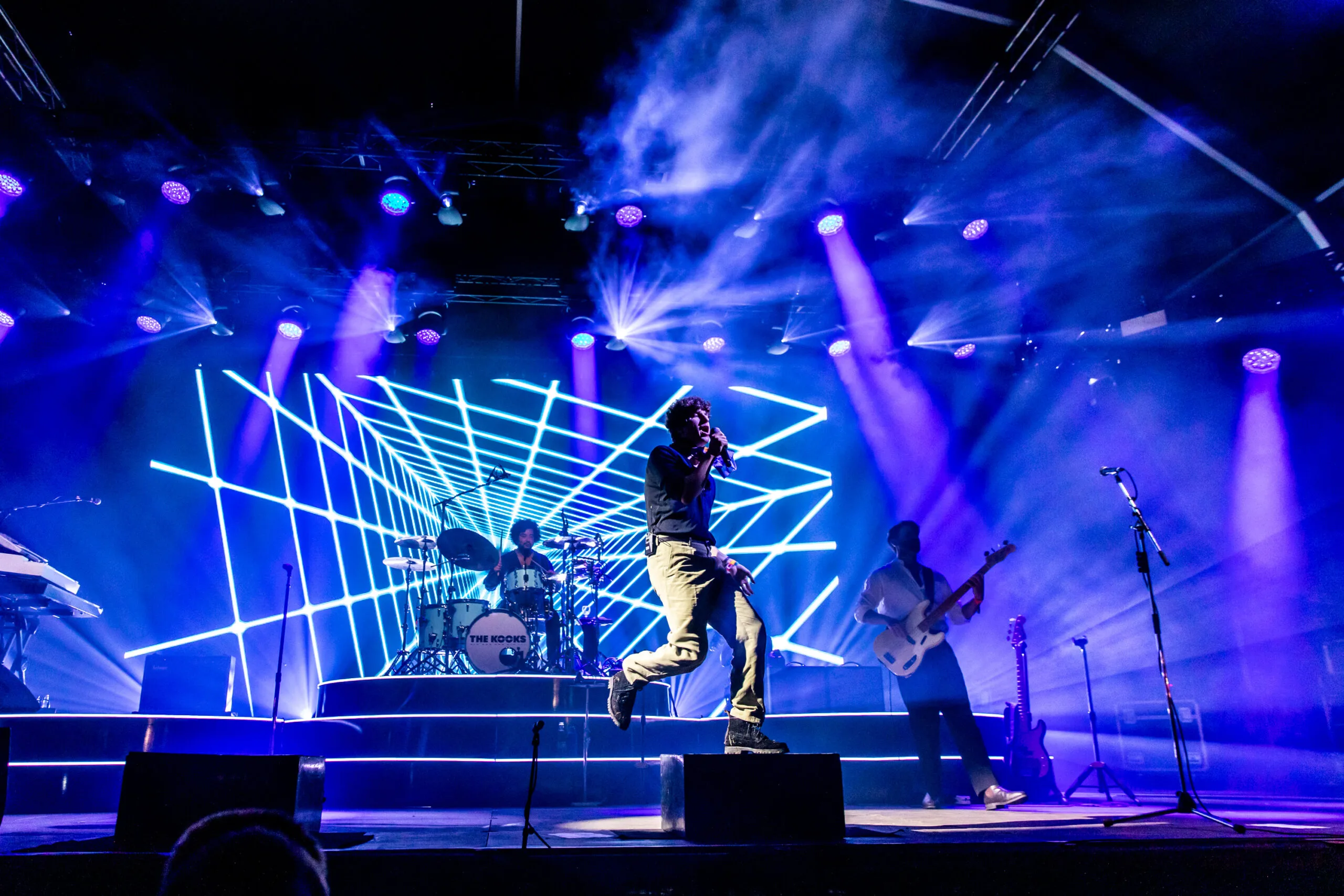 https://twosuns.agency/wp-content/uploads/2025/02/TheKooks_VF-2678-scaled-1.webp