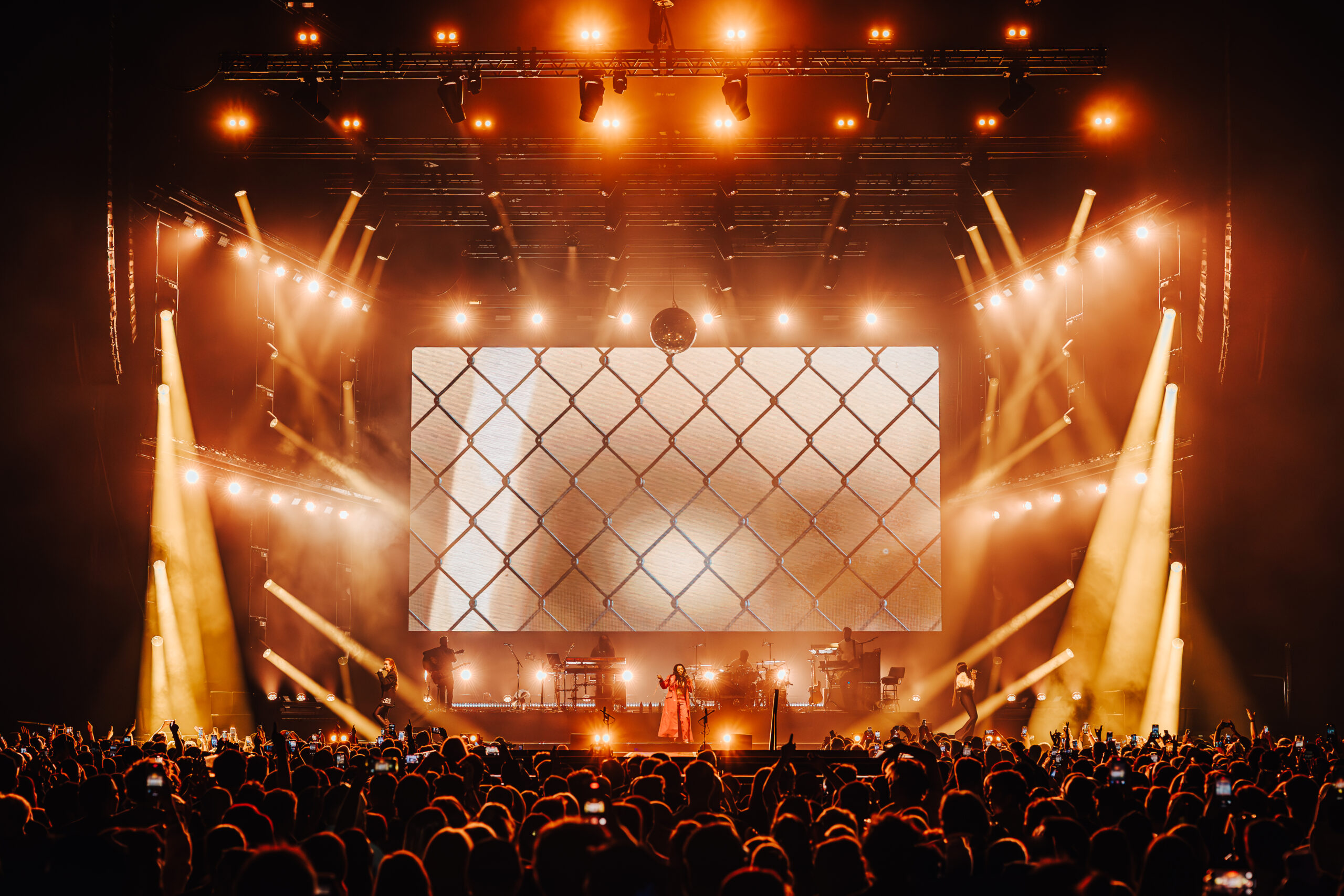https://twosuns.agency/wp-content/uploads/2025/04/Next-Level-Lights-Sugababes-The-O2-10th-April-2025-by-Luke-Dyson-LD3_0154-Enhanced-NR-scaled.jpg