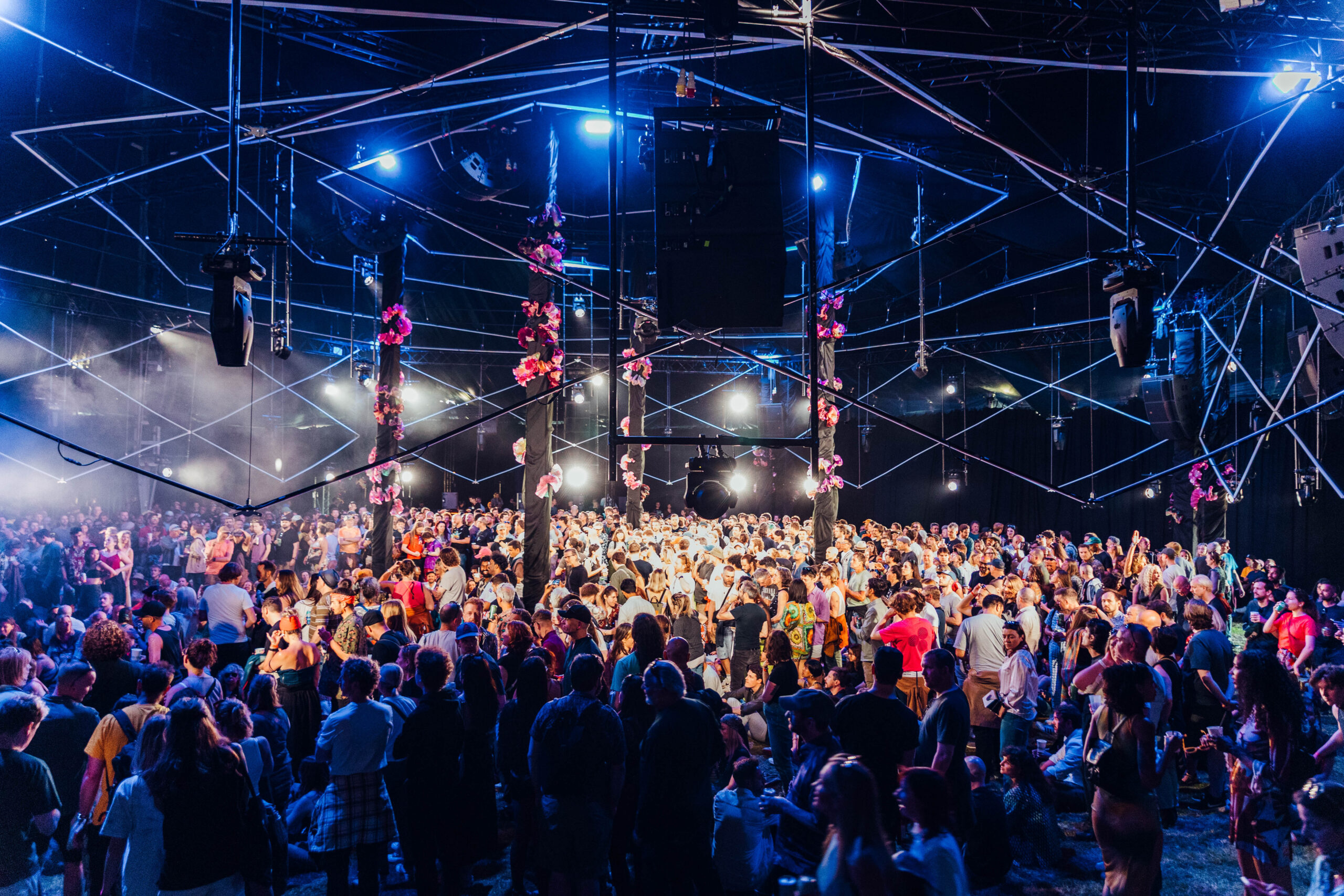 https://twosuns.agency/wp-content/uploads/2025/09/Polygon-Live-London-@benmcquaide-29-scaled.jpg